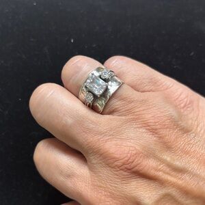 Stunning Silver Women's Ring with Crystal Accents
